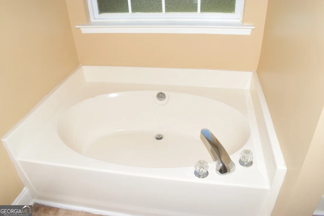 Photo of 111 Raymond Circle