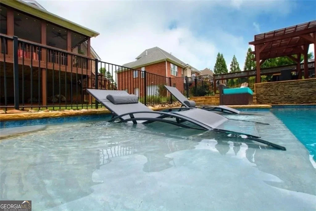 Photo of 121 Meadow Creek Circle