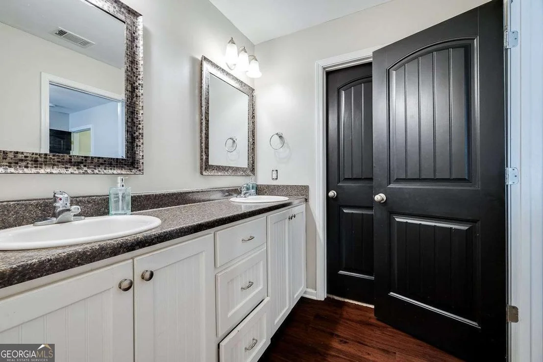 Photo of 104 Southbrook Drive