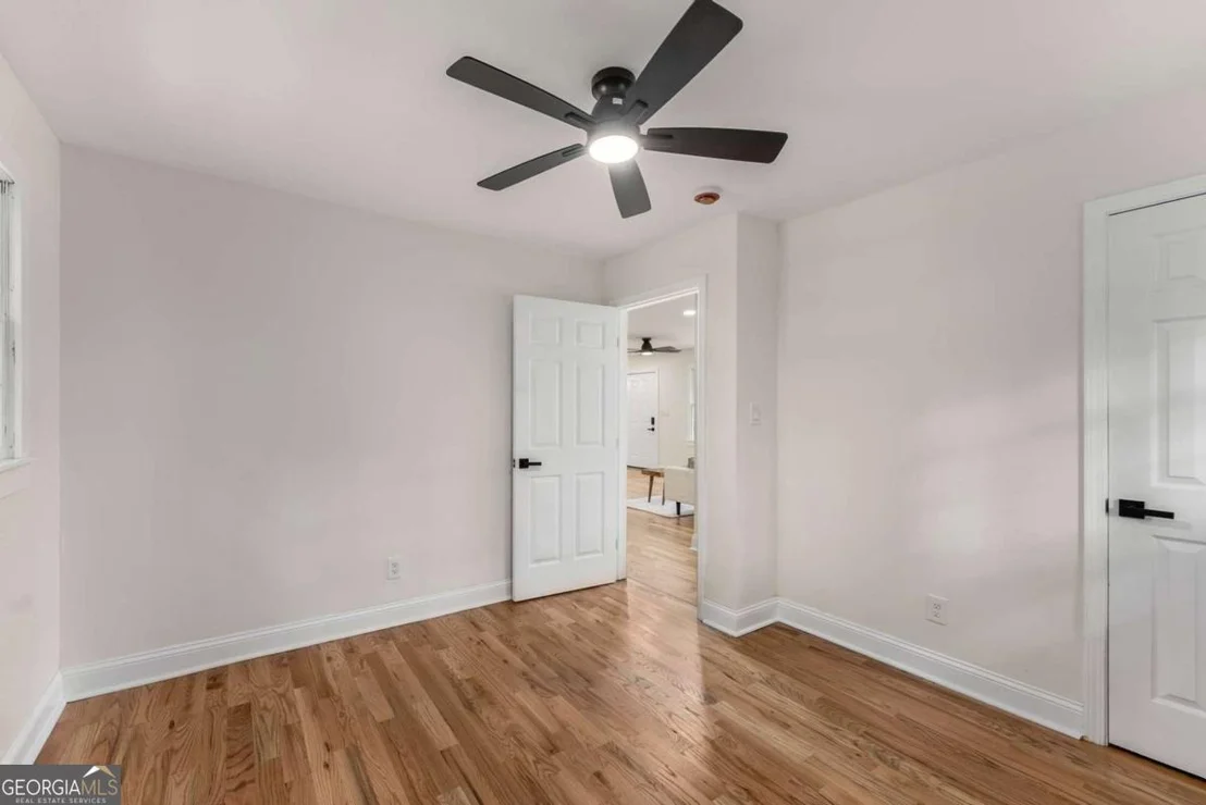 Photo of 57 Hillcrest Drive SE