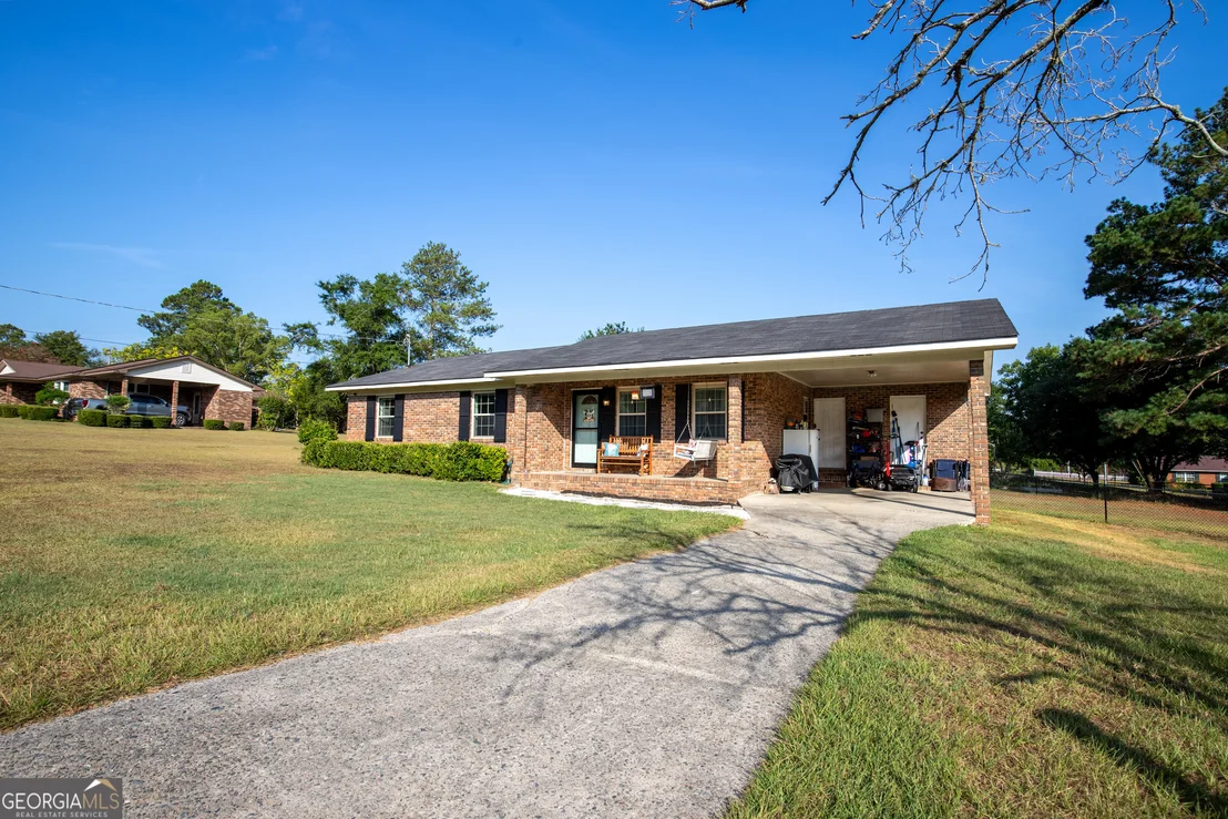 Photo of 110 Queen Drive
