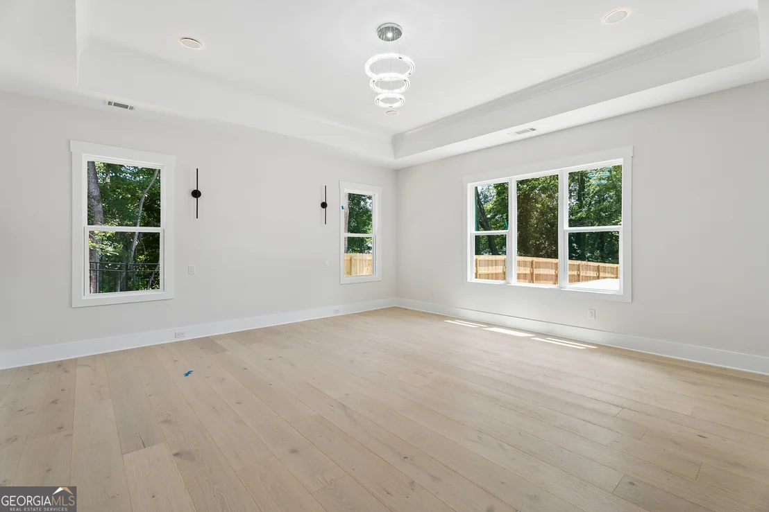 Photo of 1035 Auburn Road