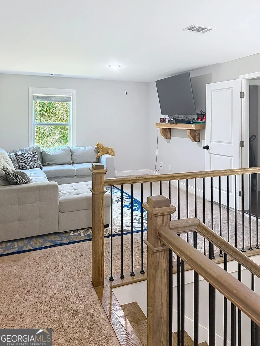 Photo of 844 Pool Road