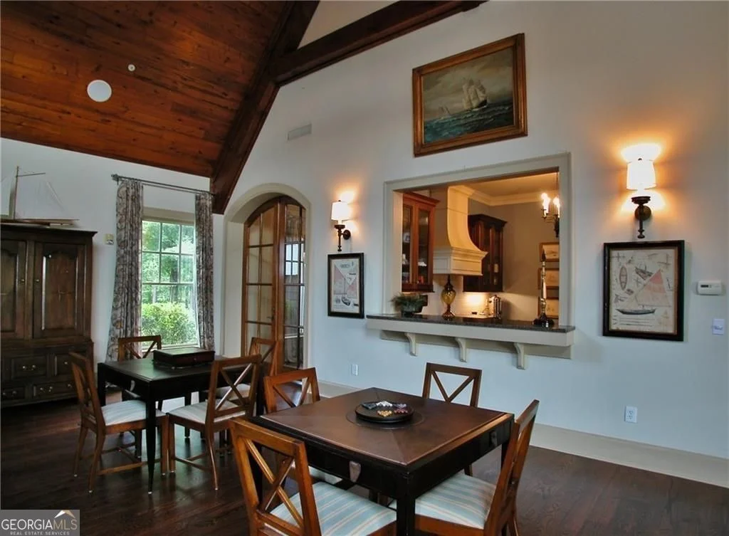 Photo of 6756 Hedge Row Lane