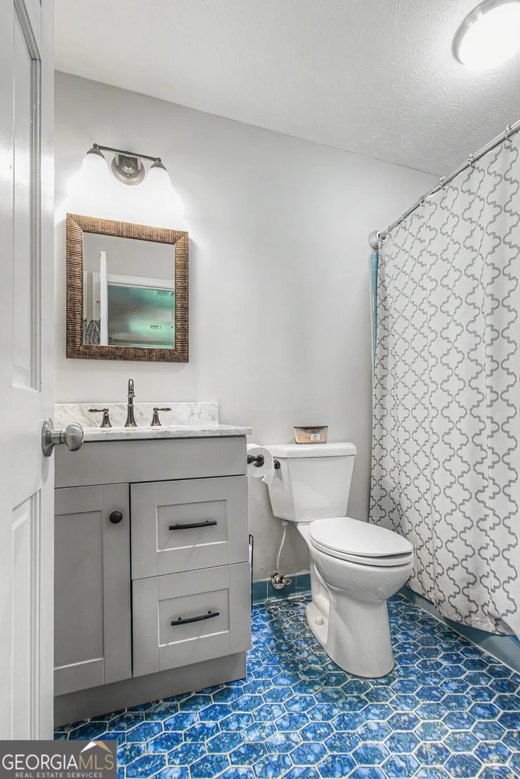 Photo of 27 Lynhaven Drive