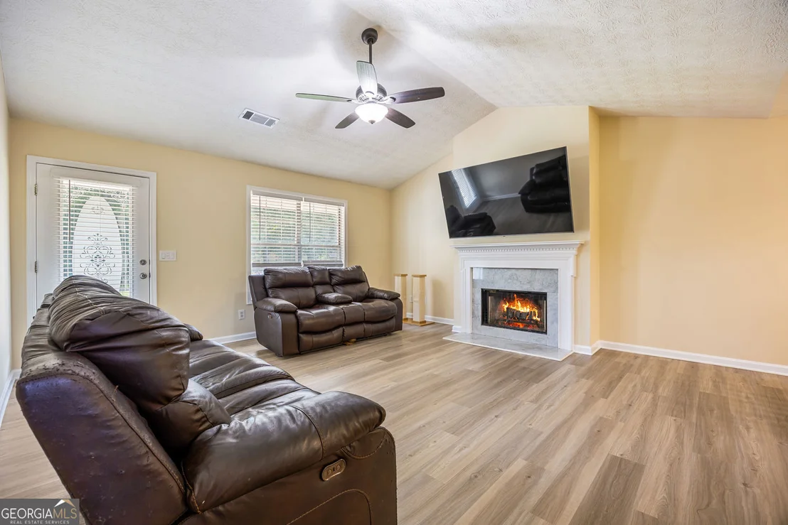 Photo of 469 Cedar Trail