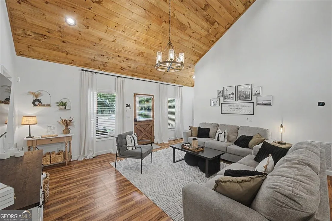 Photo of 617 Zenith Trail