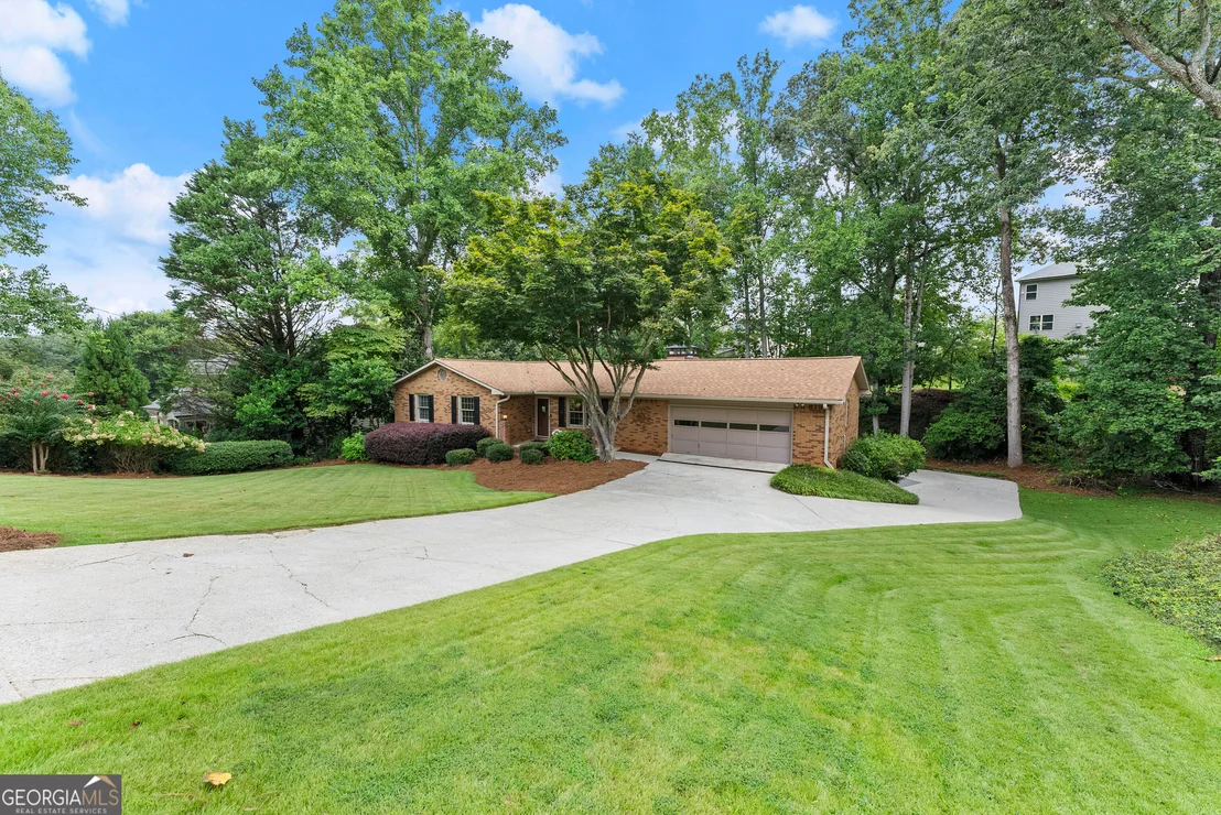 Photo of 290 Cochran Drive