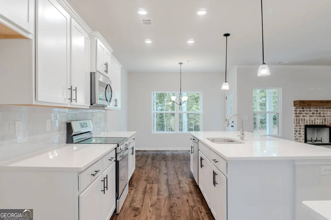 Photo of 105 FAIRWINDS Drive