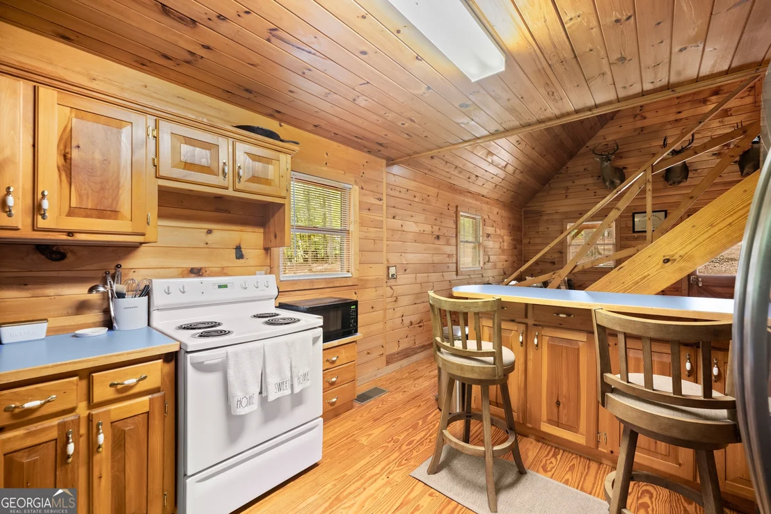 Photo of 486 Laurel Circle