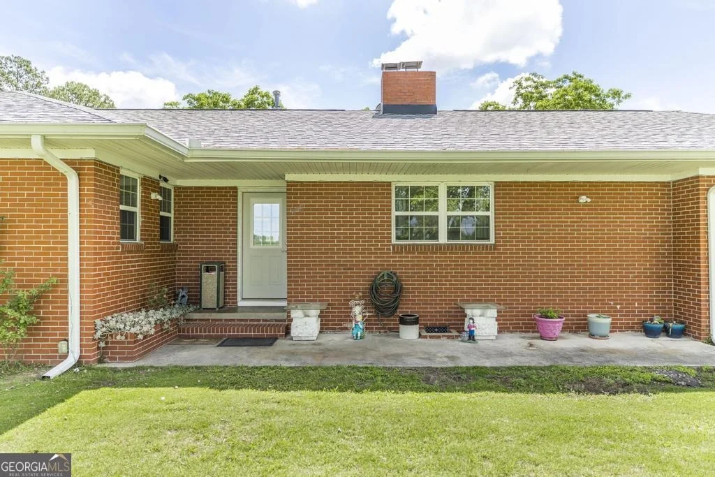 Photo of 3261 Walden Road