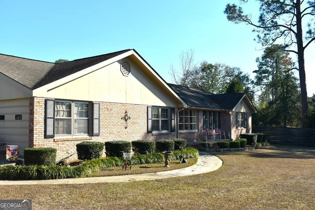 Photo of 800 Laurel Drive