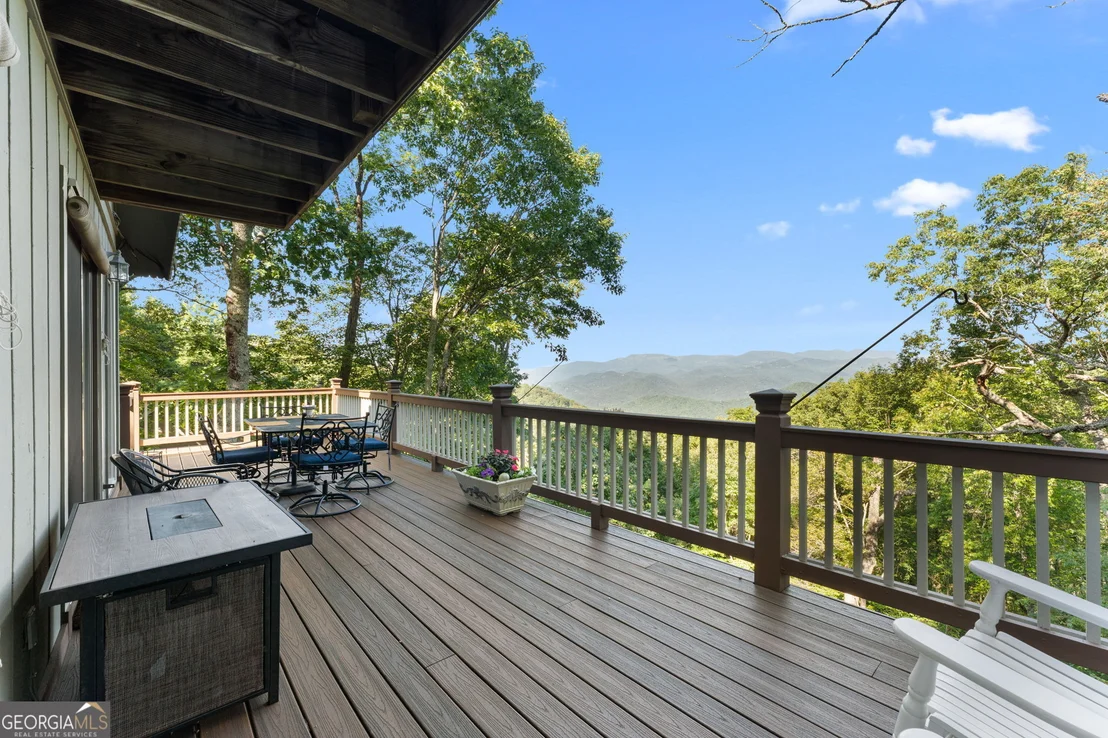 Photo of 234 Saddleback Circle