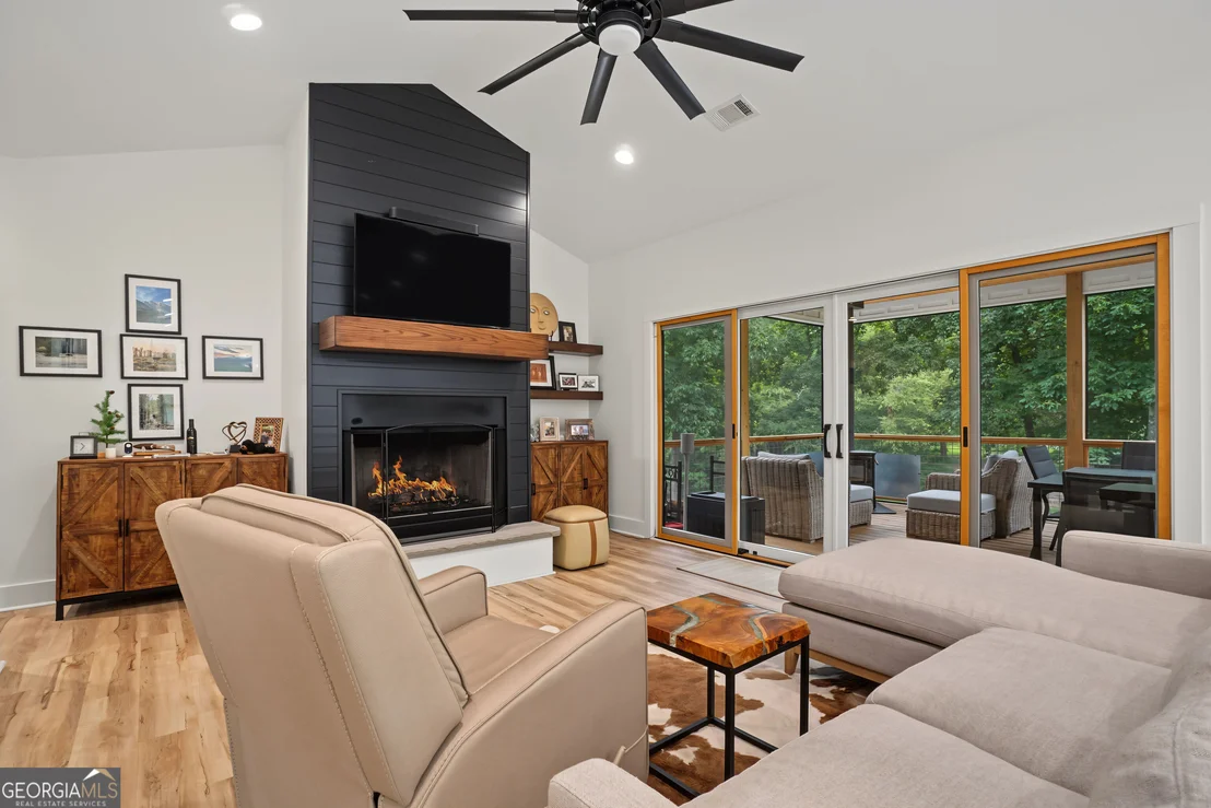 Photo of 3286 Panorama Drive