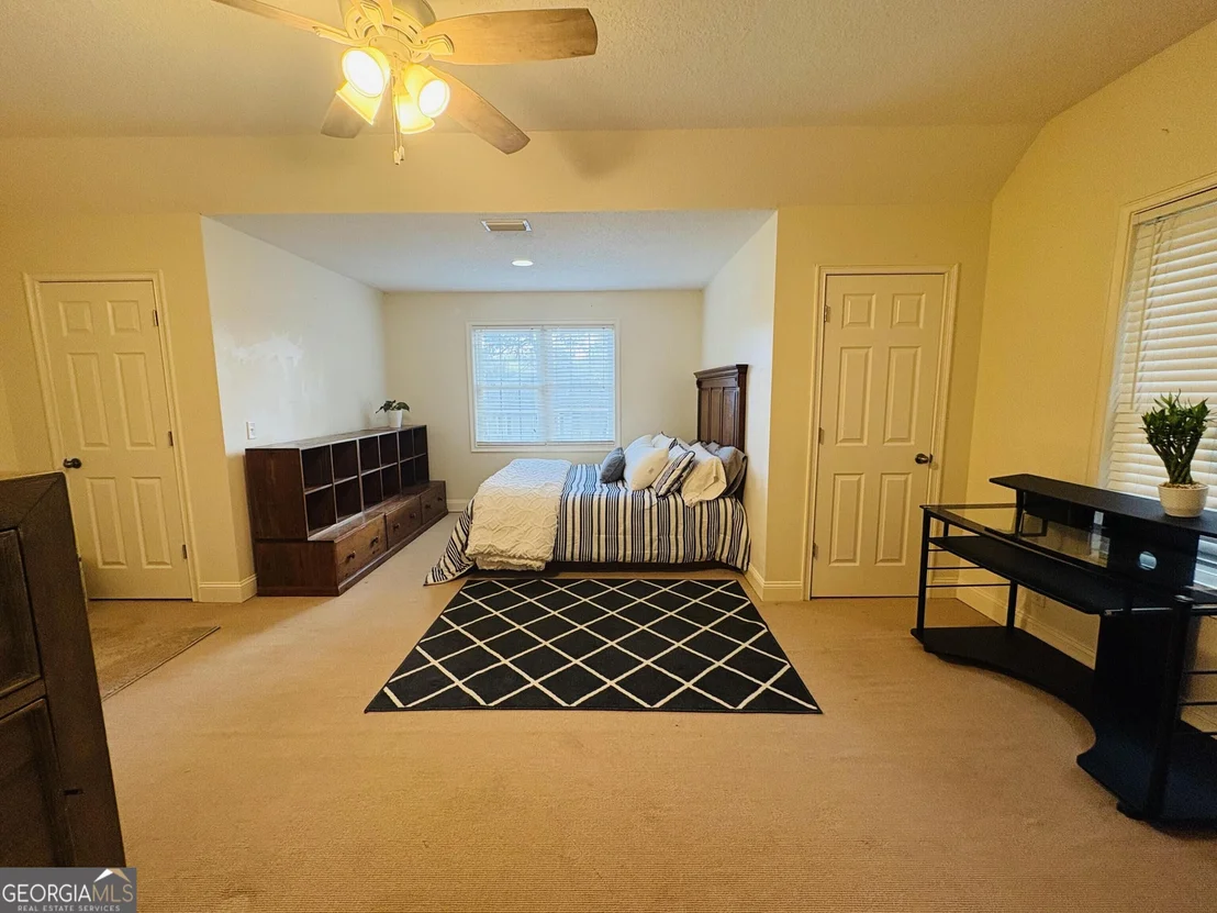 Photo of 237 W Commons Drive