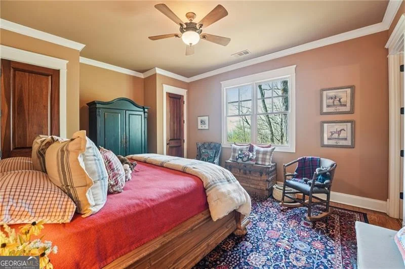 Photo of 1041 Cox Mountain Drive