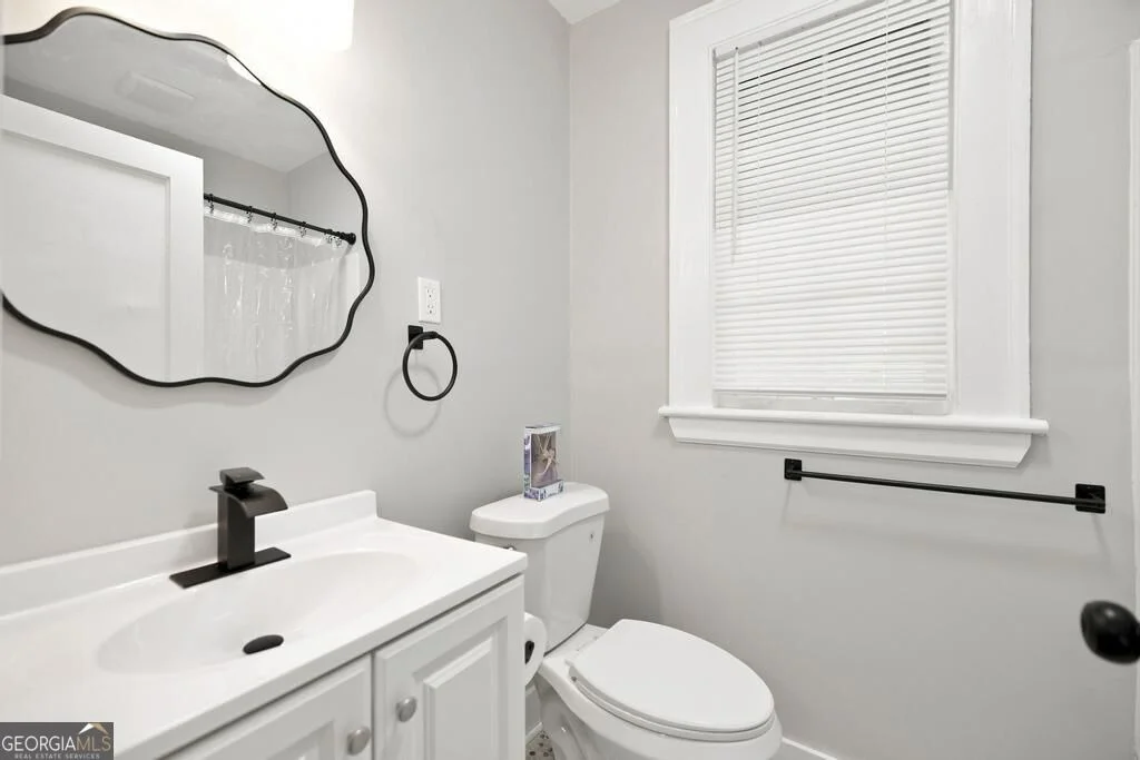 Photo of 1095 Mimosa Drive