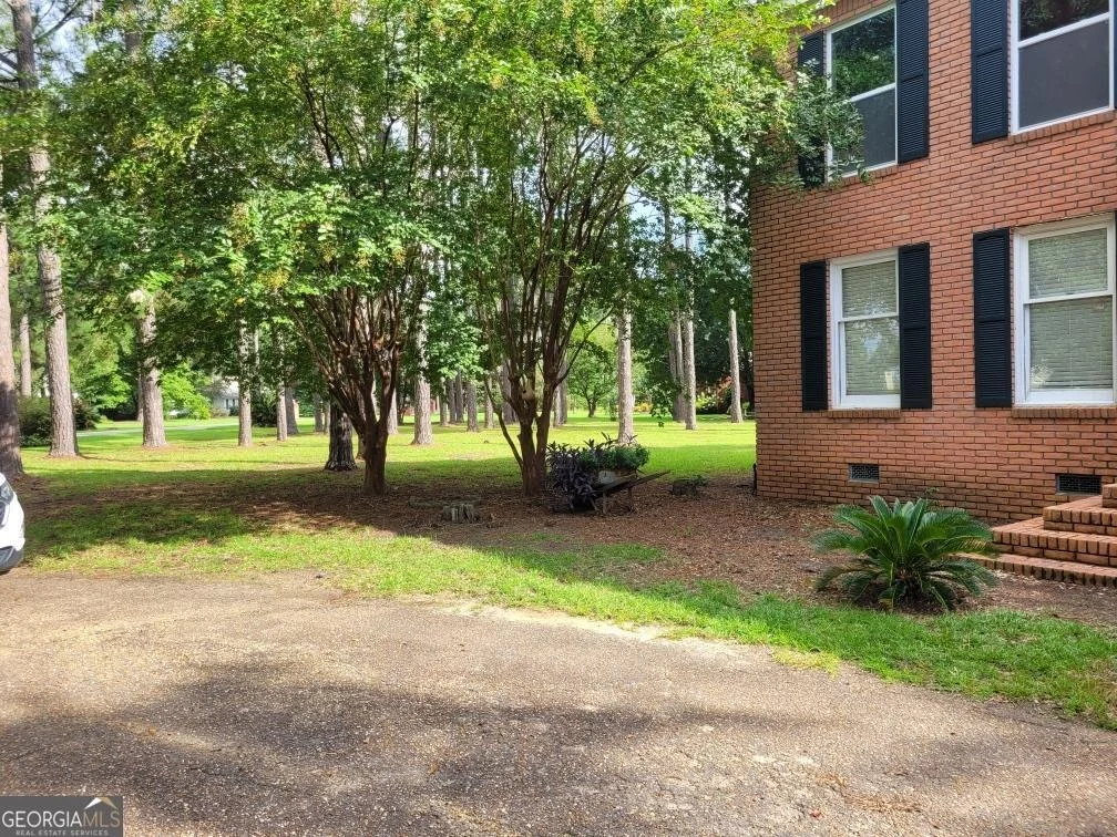 Photo of 431 Woodlawn Drive