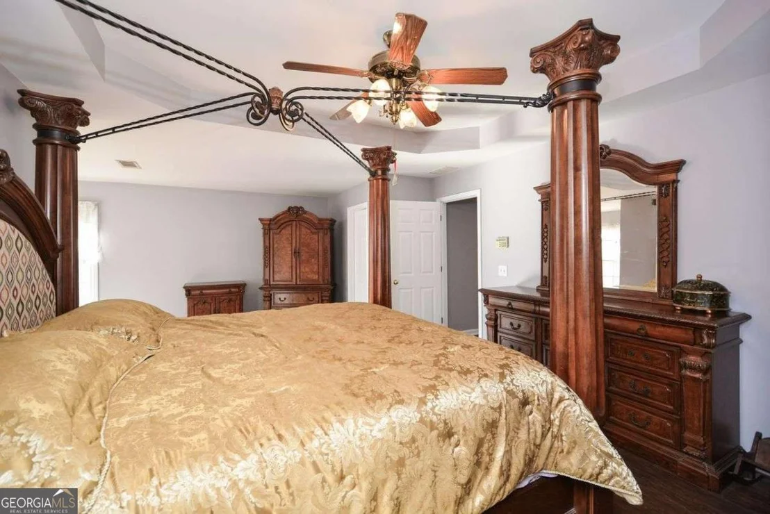 Photo of 5045 Southern Trace Drive