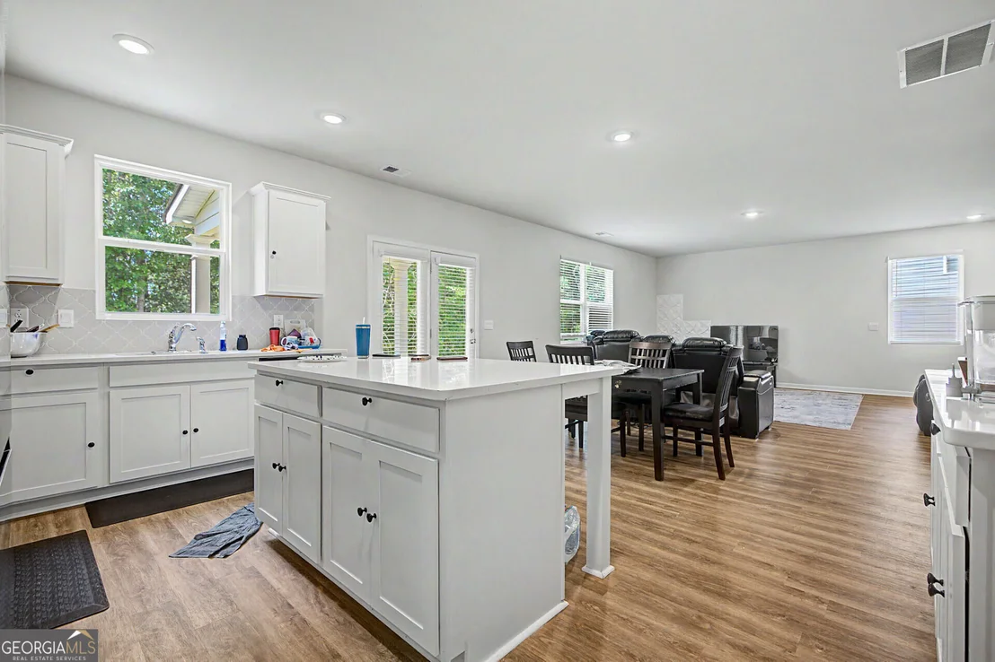 Photo of 637 Kimberwick Drive