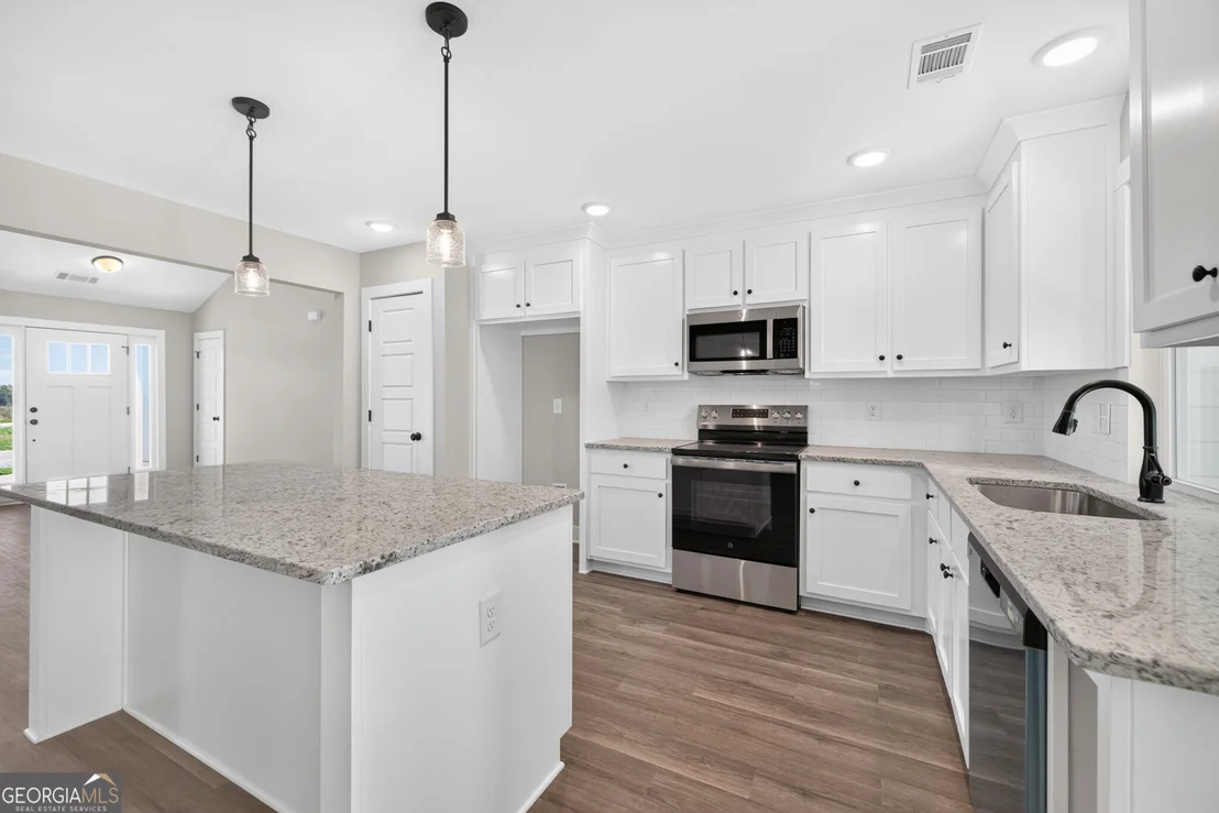 Photo of 468 Roper Road