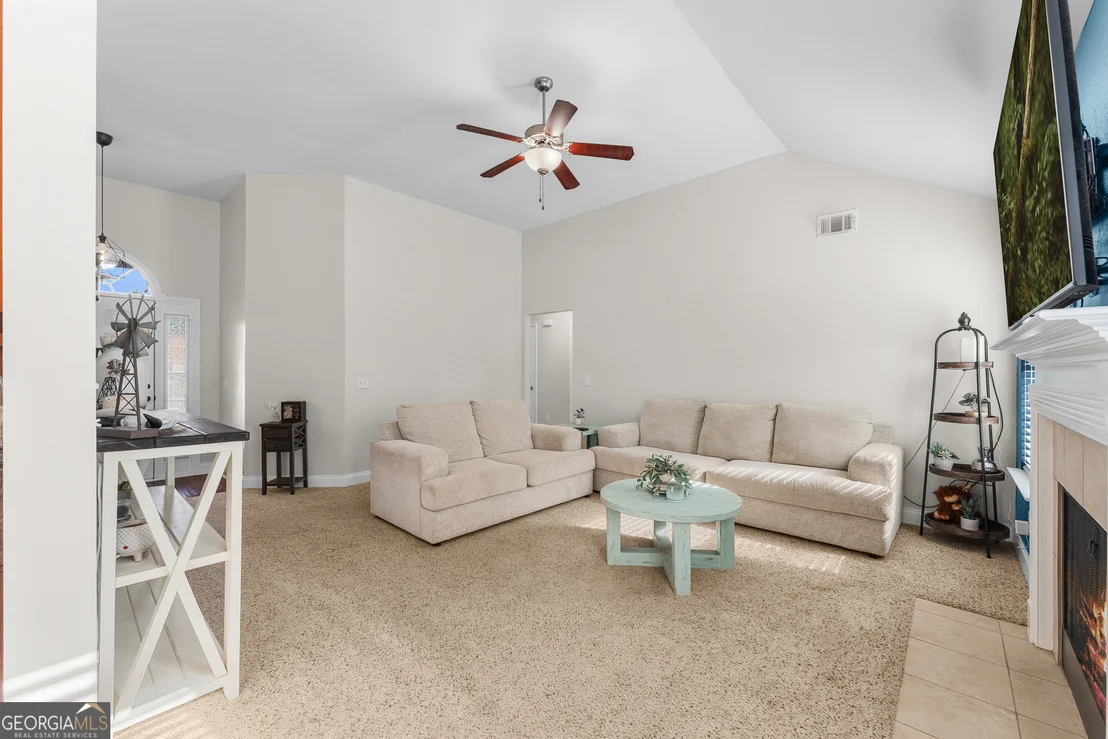 Photo of 40 Abigail Circle
