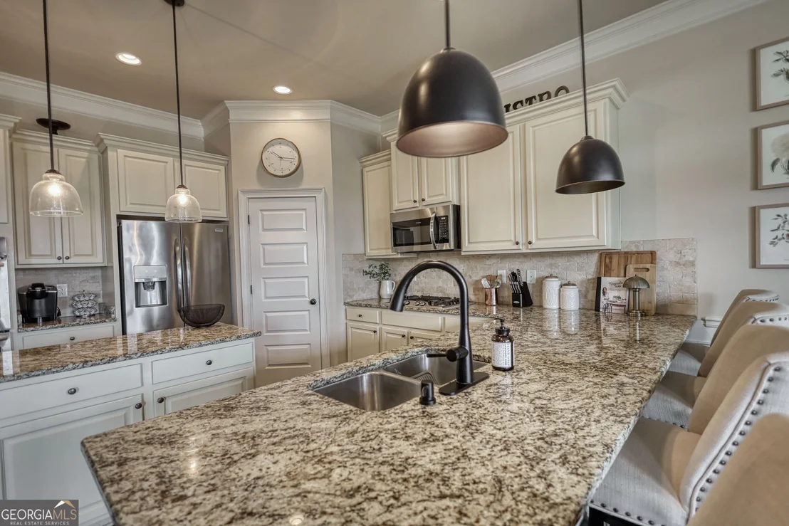 Photo of 3323 Shoals Ridge Drive