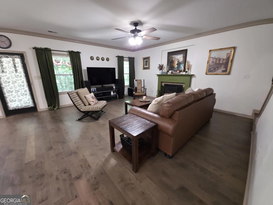 Photo of 96 Oak Leaf Way