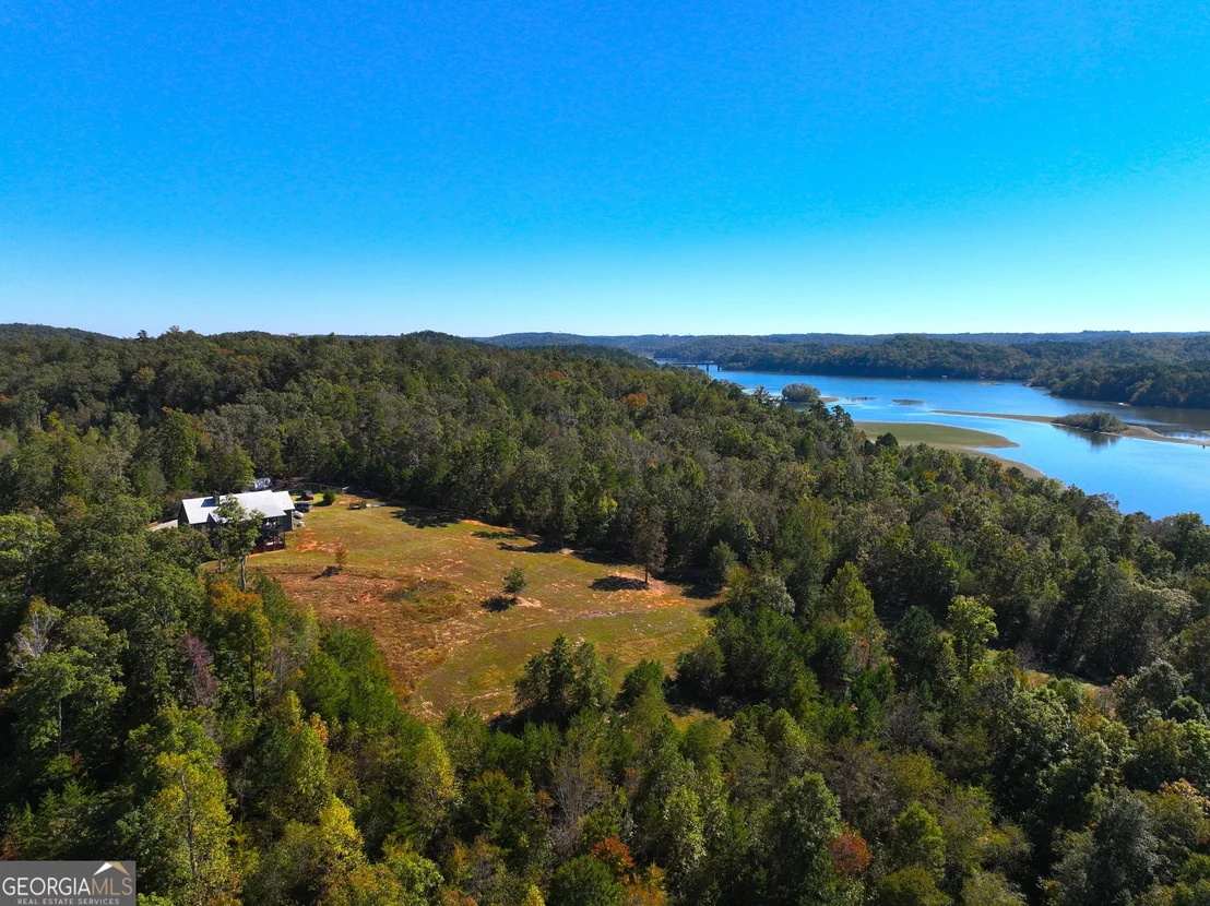 Photo of 284 River Road