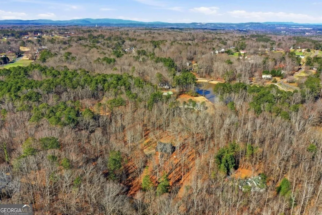 Photo of 437 Twin Lakes Drive