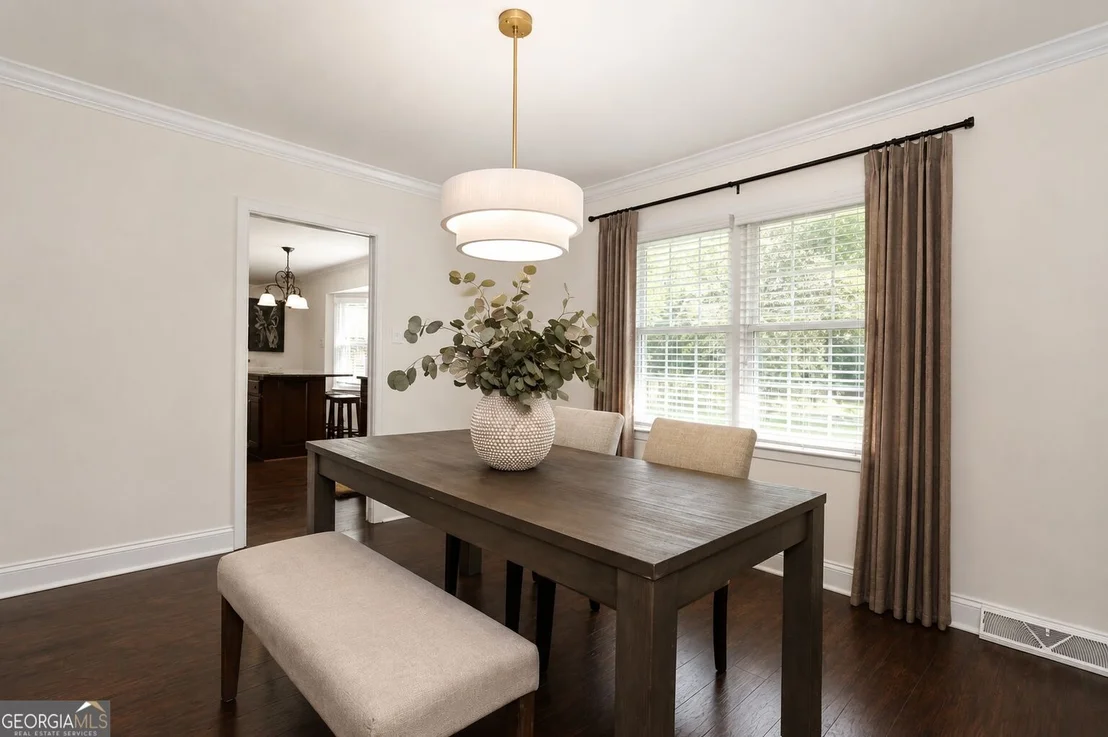 Photo of 224 Windsor Drive