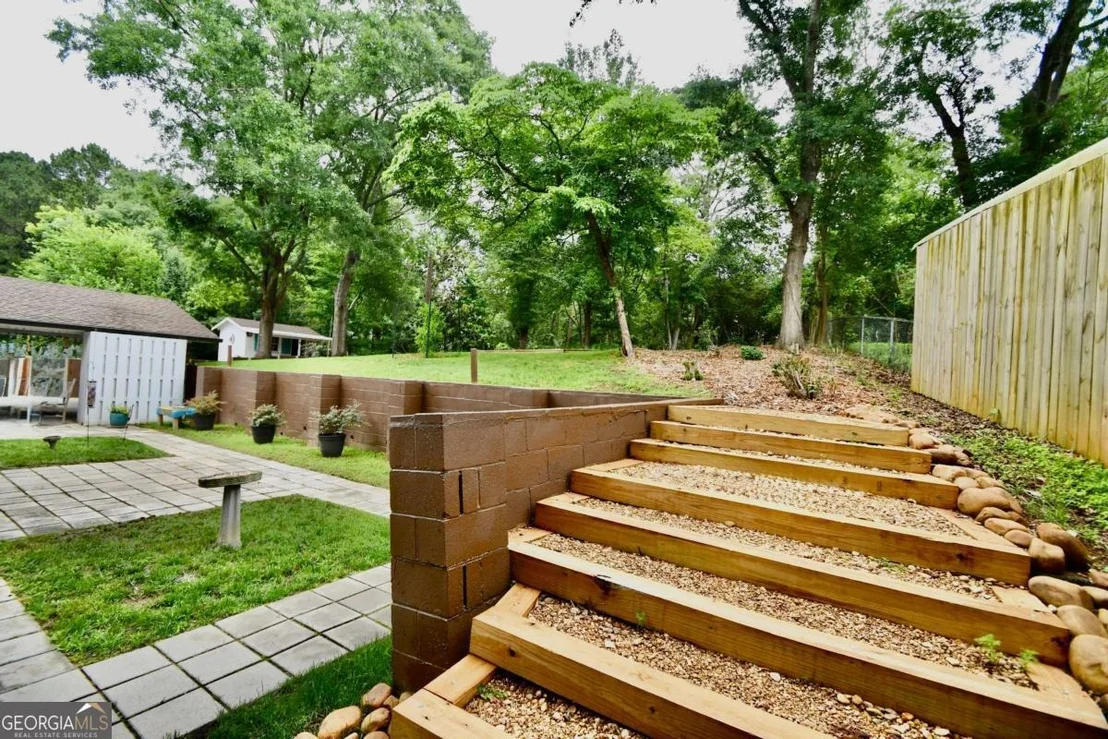 Photo of 280 Valleybrook Drive