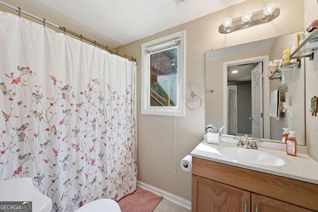 Photo of 1490 Chalet Circle