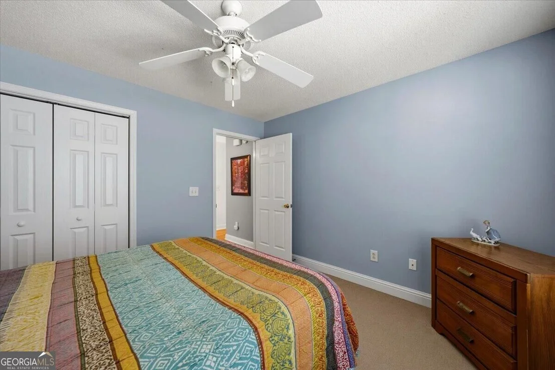 Photo of 920 Huntcliffe Drive