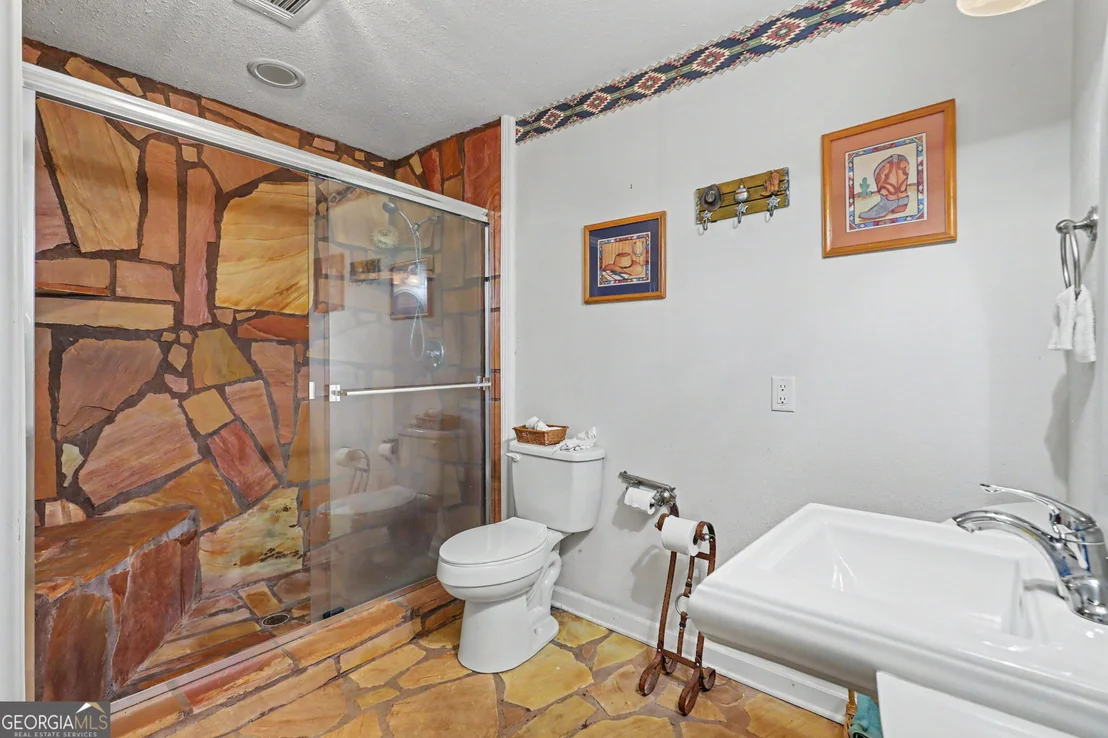 Photo of 285 Sunset View Road