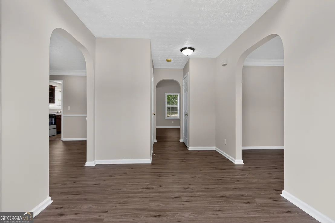 Photo of 2122 Silva Way