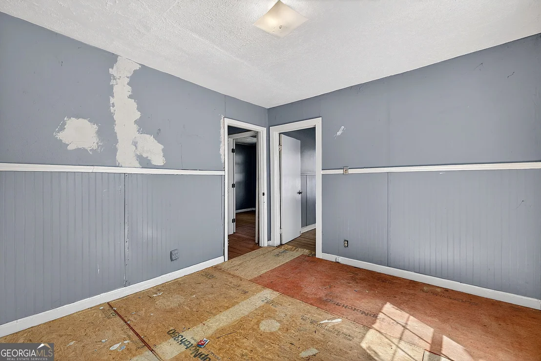 Photo of 5137 Eberhardt Street NW