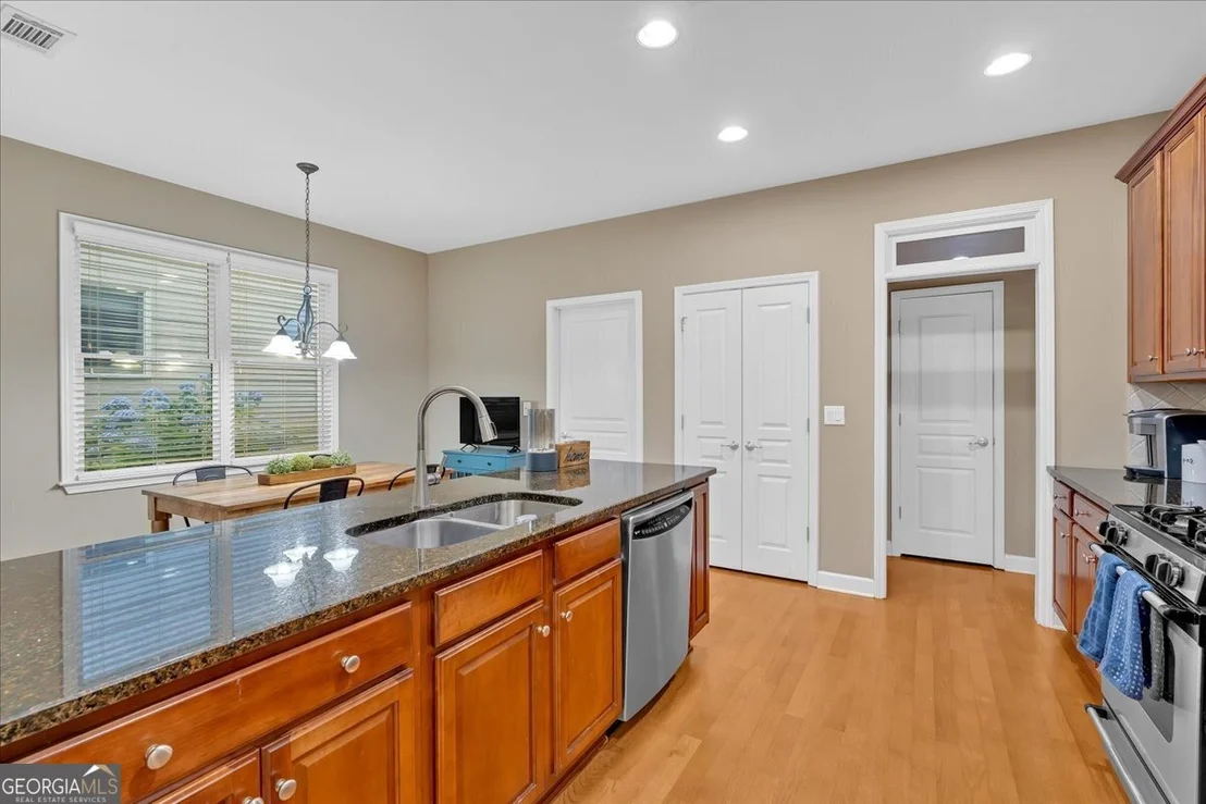 Photo of 4845 Backbay Street