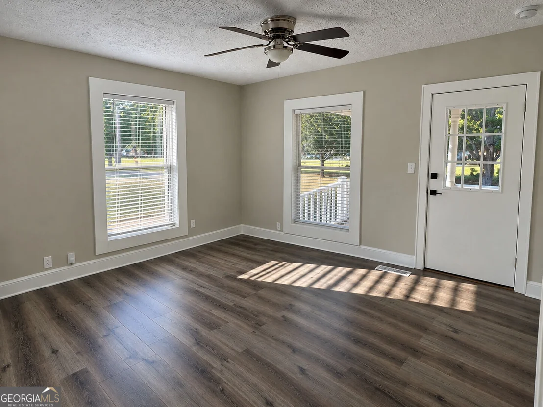 Photo of 103 Whitehead Circle