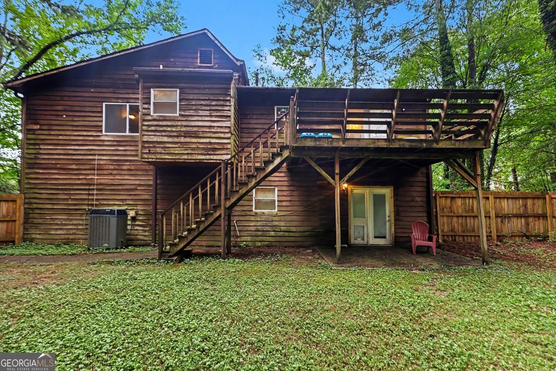 Photo of 5894 Sutton Drive