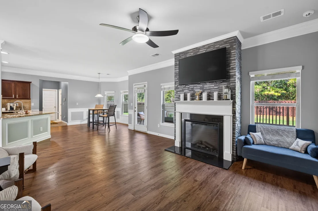 Photo of 225 Mary Jane Lane