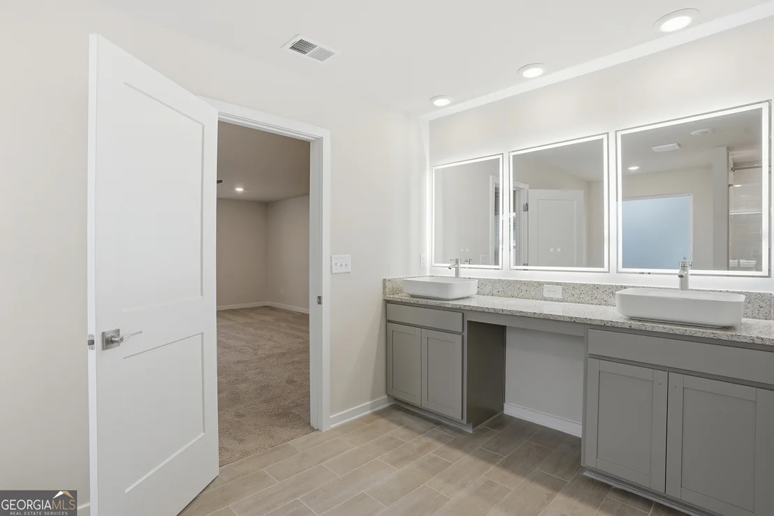 Photo of 237 Fern Dale Drive