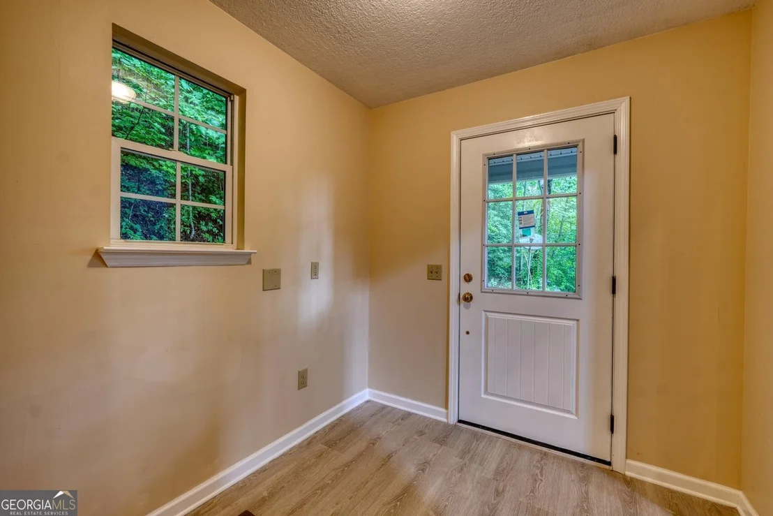Photo of 20 Eagle Heights Road