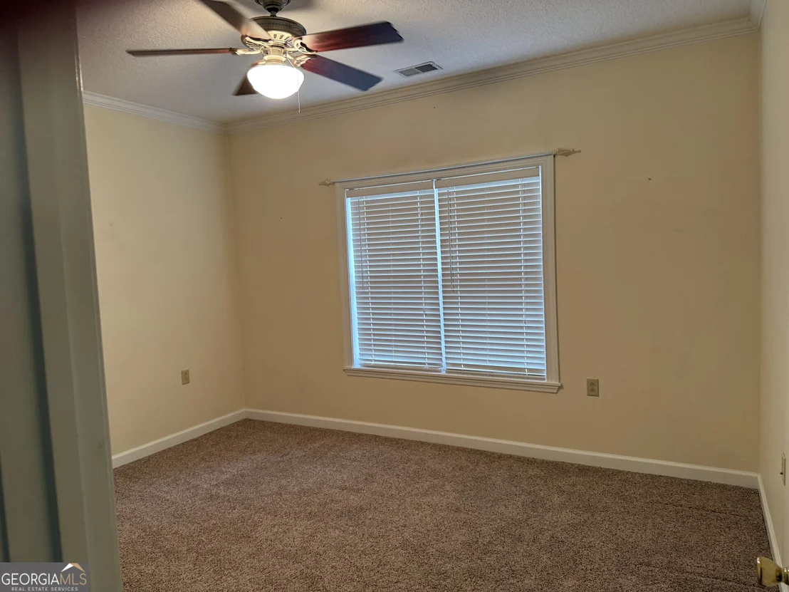 Photo of 102 Oak Circle