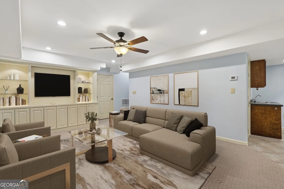 Photo of 2403 Watermark