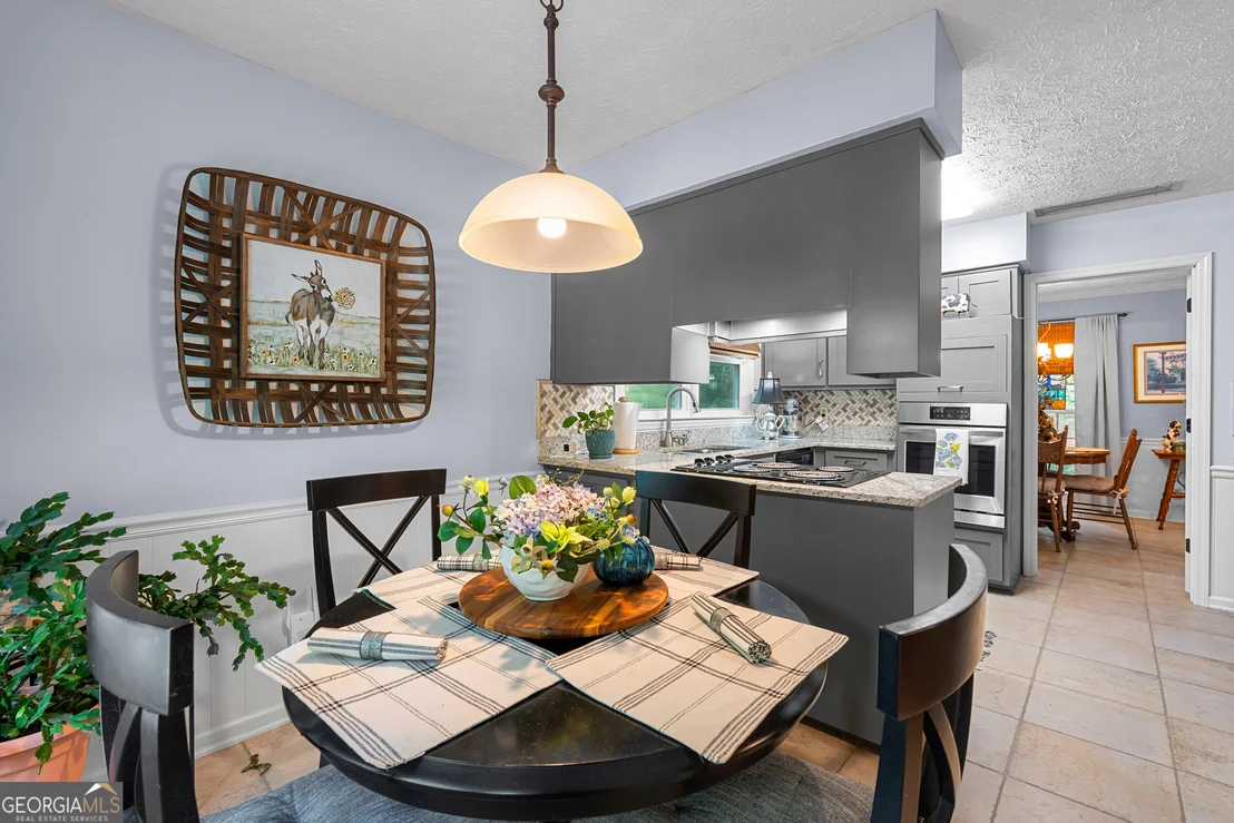 Photo of 321 Woodfield Circle