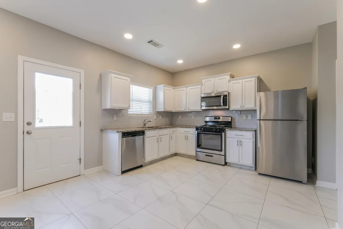 Photo of 100 Dalgety Crossing