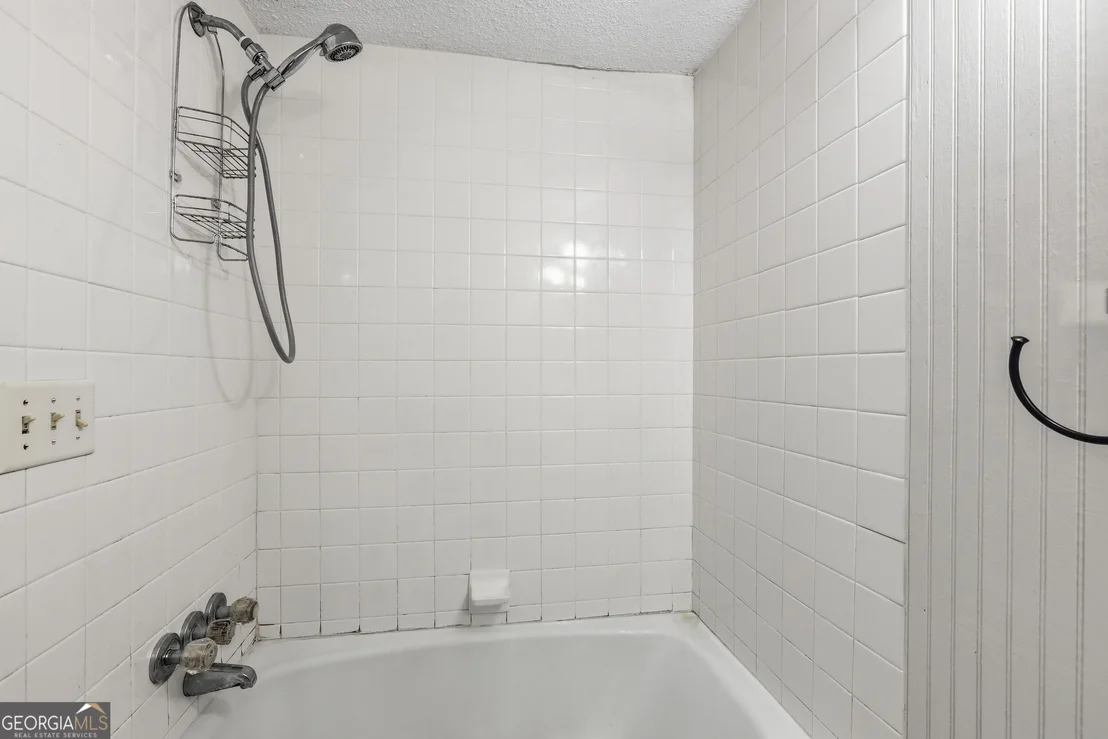 Photo of 128 Scott Circle