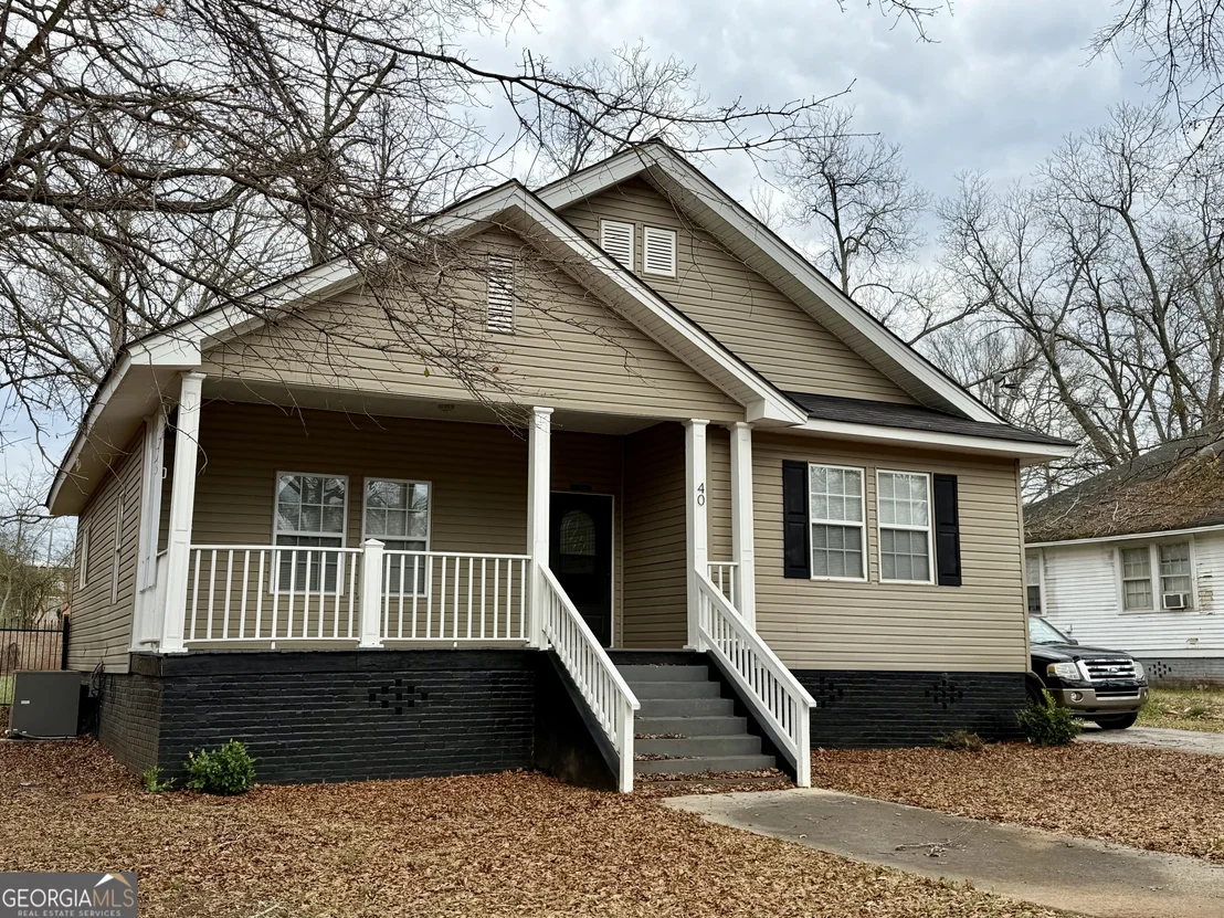Photo of 40 Edgewood Avenue