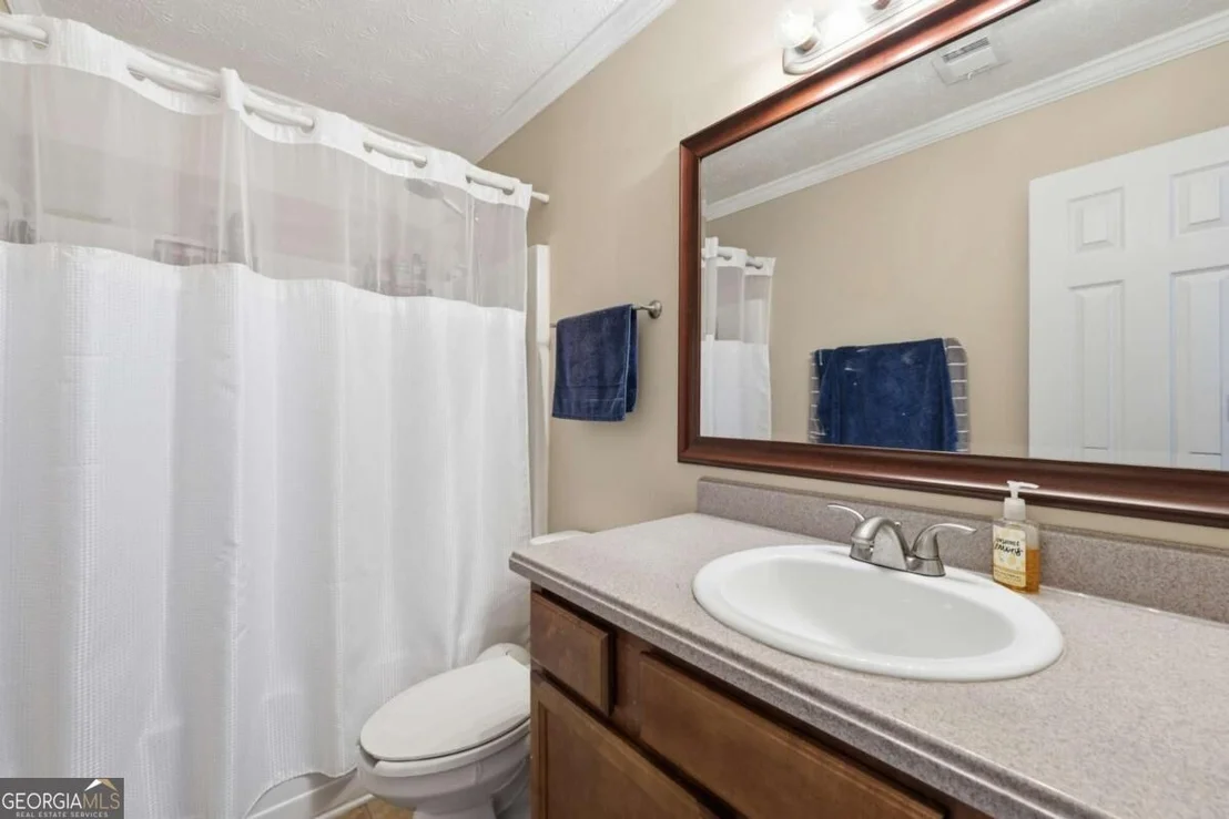 Photo of 1490 Chalet Circle